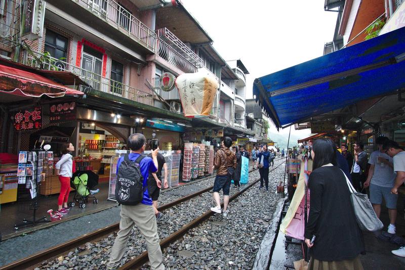 Shifen train station & lanterns flying, Shifen, Taiwan