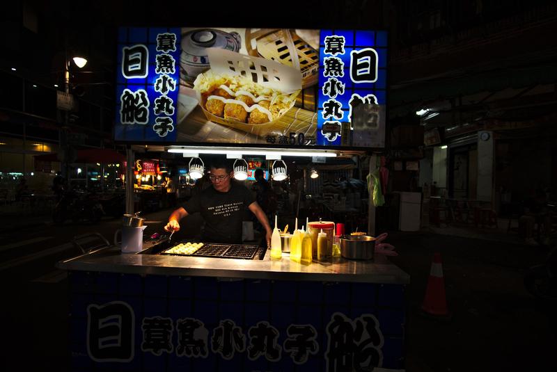 Taipei Tourist night market, Taipei, Taiwan – Taipei Walking Tours