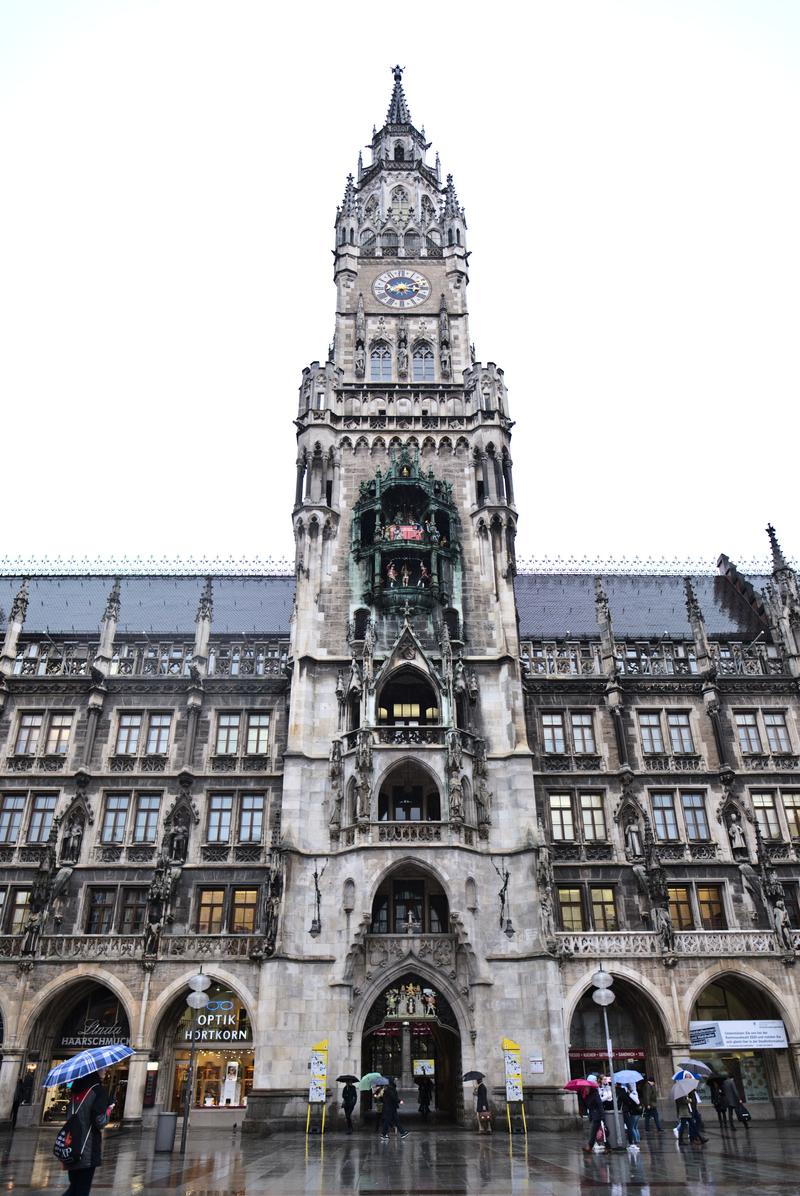 Rathaus-Glockenspiel in Marienplatz, Munich, Germany