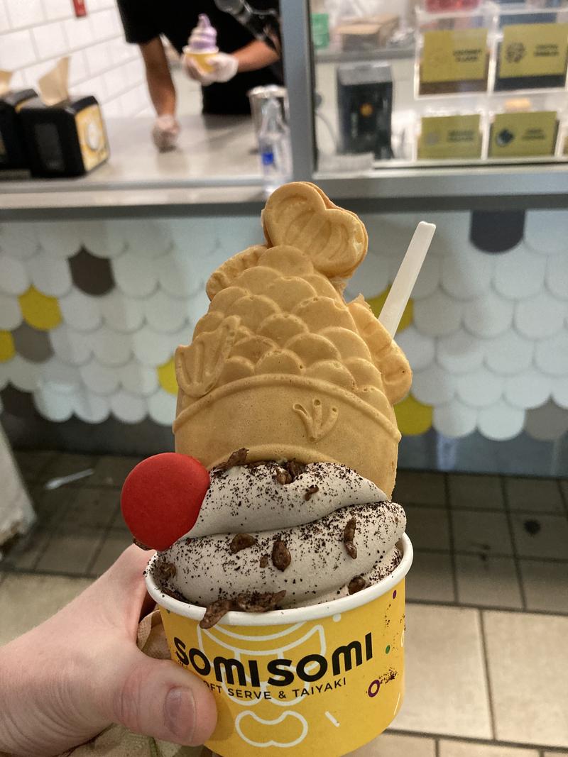 Taiyaki & Soft Serve, SomiSomi, Oahu, Hawaii.