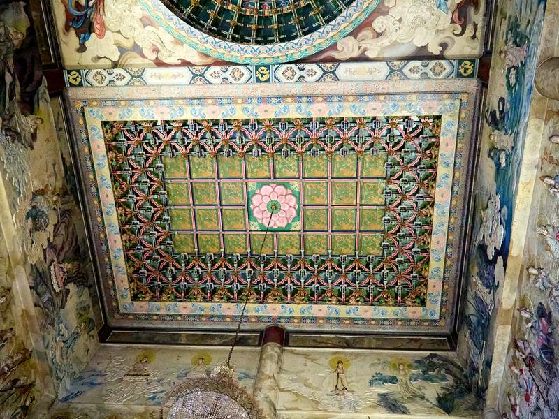 Temple details, interior architecture, Kek Lok Si Temple, Penang, Malaysia